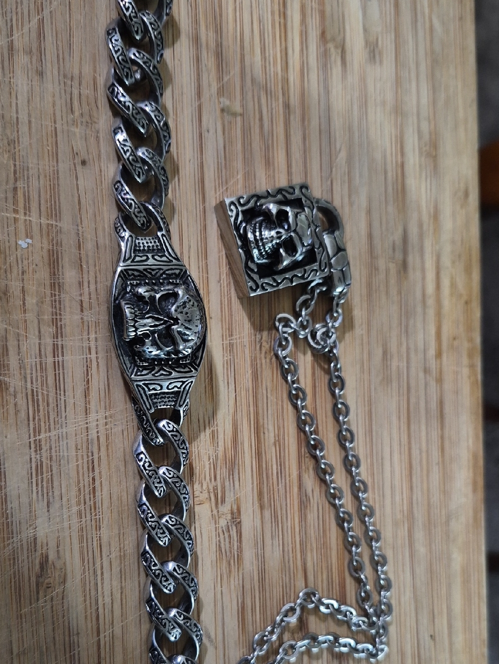 Stainless Steel Skull Link Bracelet and Pendant Set
